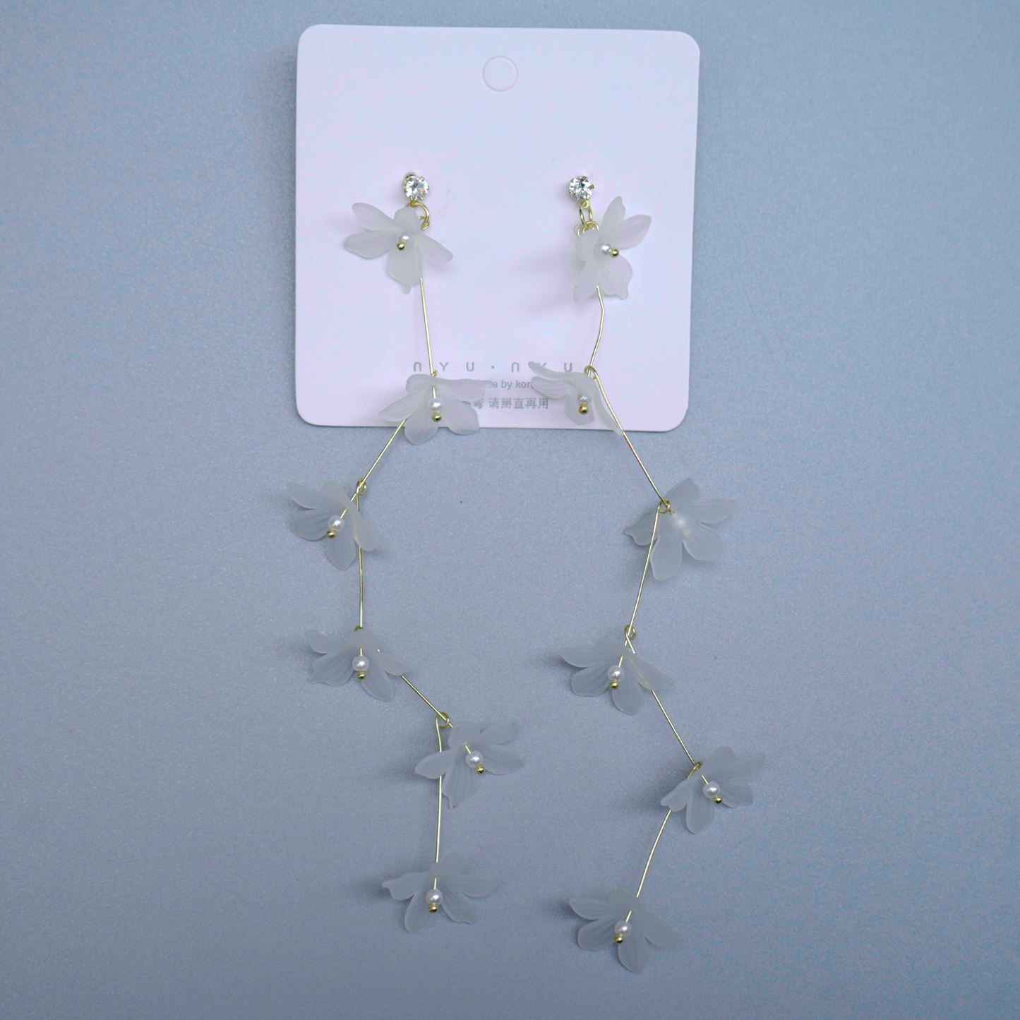 Jewelry | White Flower Earrings