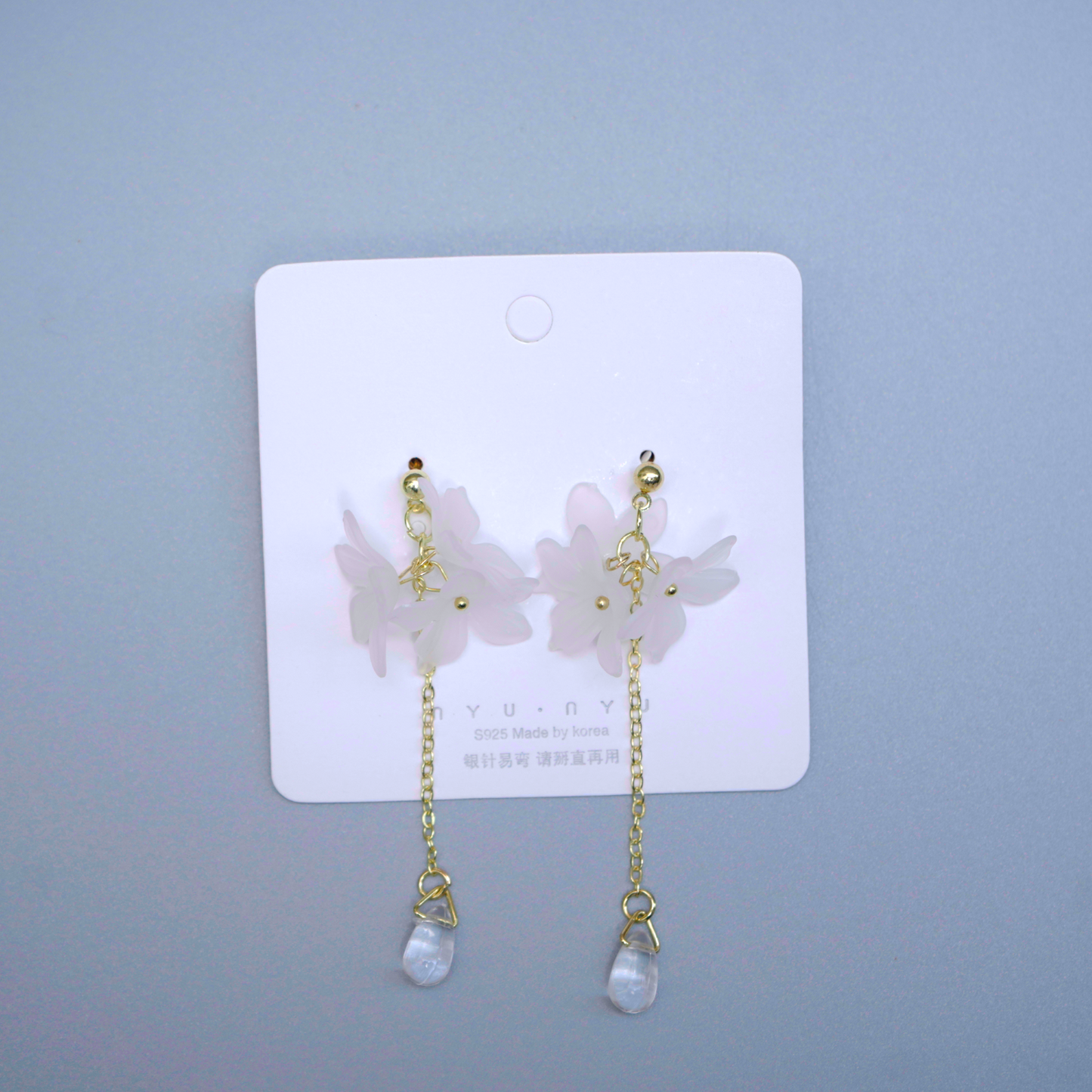 Jewelry | White Flower Earrings