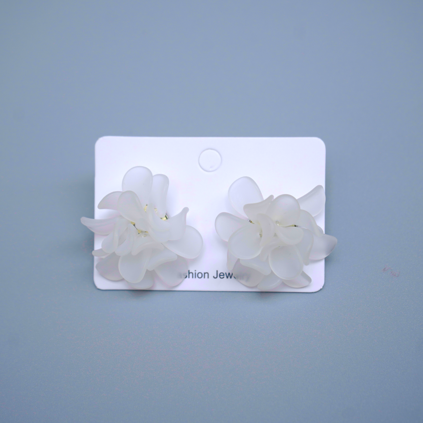 Jewelry | White Flower Earrings